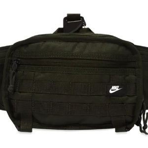 NIKE RPM WAISTPACK SEQUOIA & WHITE